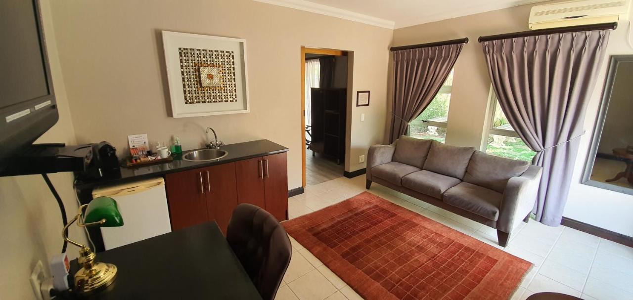 Acacia Lodge Bloemfontein Luaran gambar